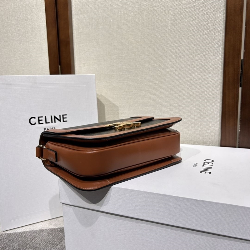 Ce1i*e triomphe bags